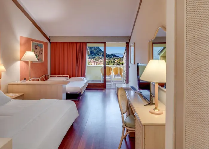 Poiano Garda Отель 4*