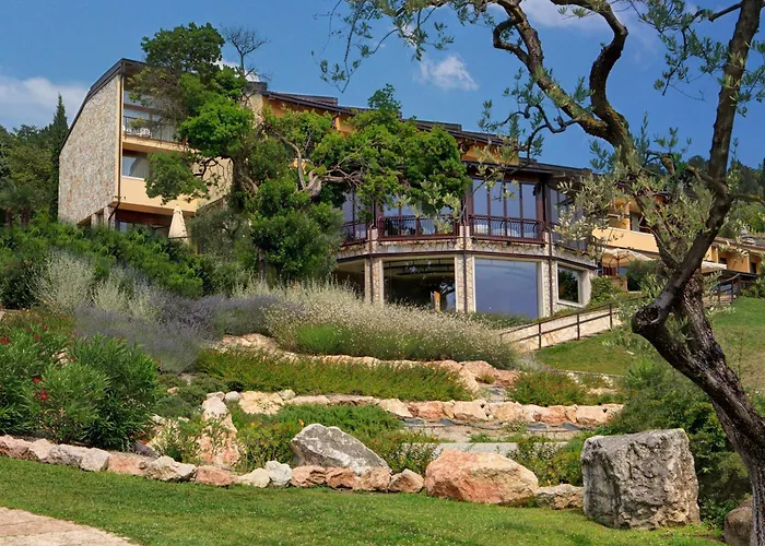 Poiano Garda Костермано