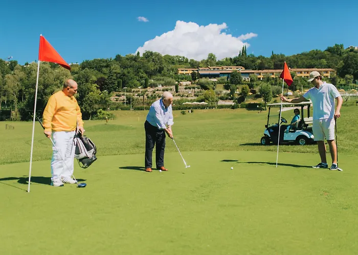 Отель Poiano Garda 4*