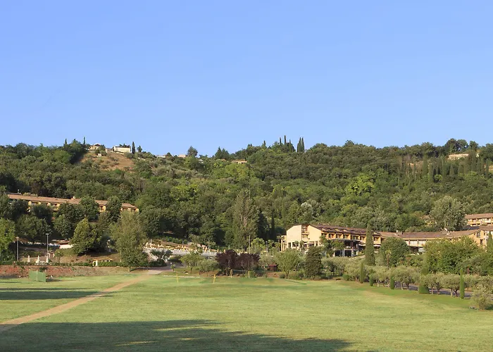 Poiano Garda 4* コステロマーノ